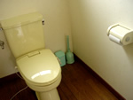 cabin_toilet.jpg
